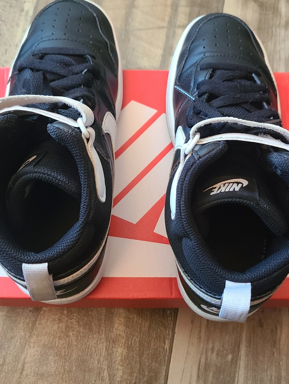 Nike Men’s Black & White High-Top Sneakers - Picture 3 of 7